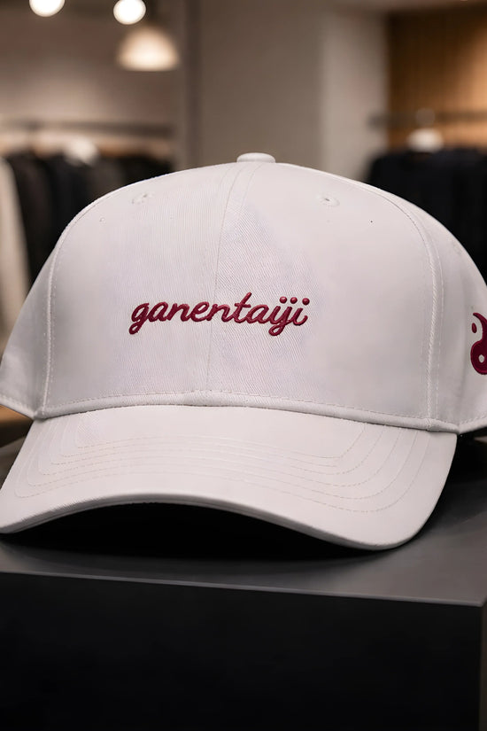 "ganentaiji" Yin-Yang Script Cap