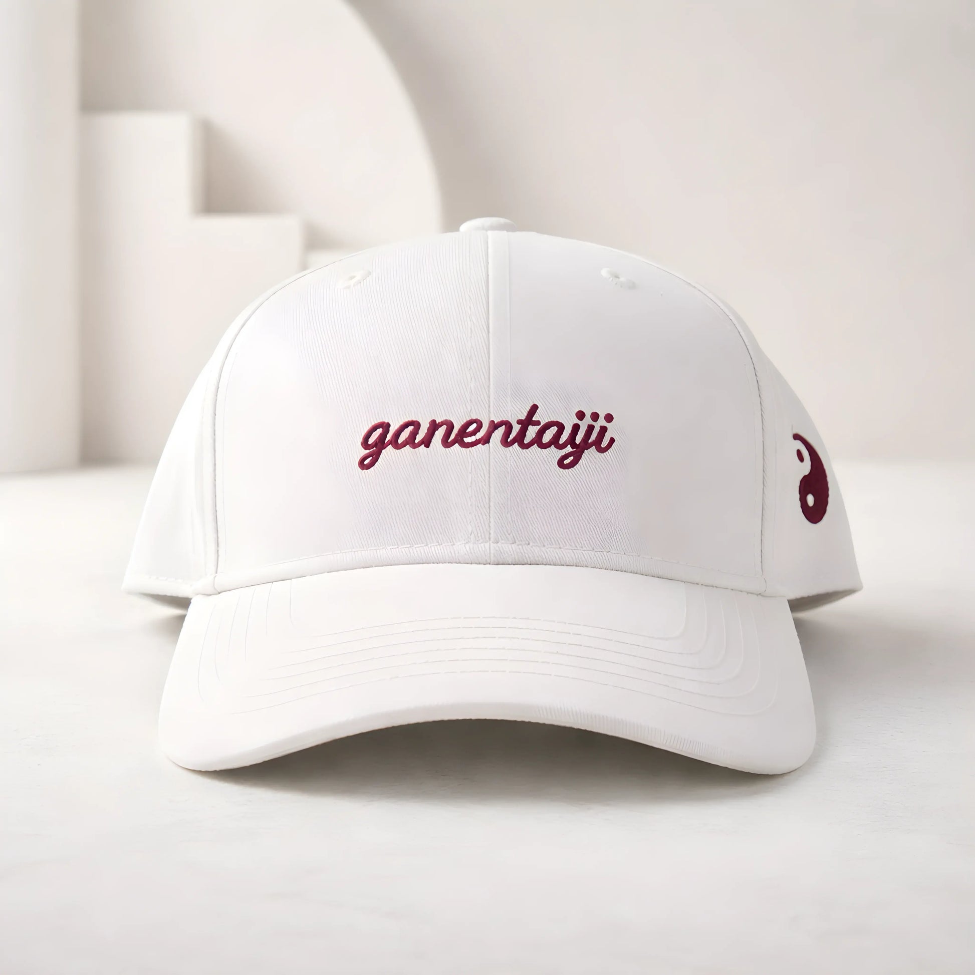 "ganentaiji" Yin-Yang Script Cap