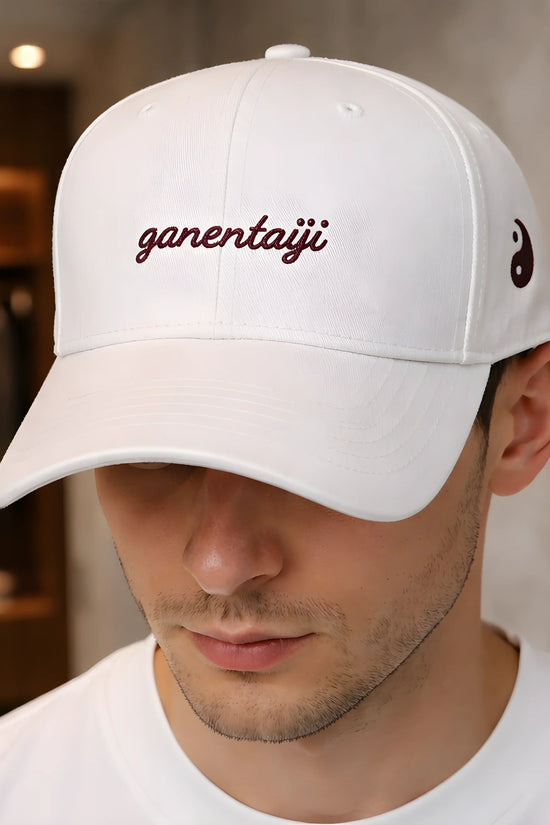 "ganentaiji" Yin-Yang Script Cap
