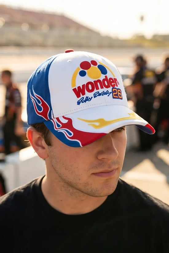 "Wonder 26" Vintage Racing Cap – Retro Motorsport Edition