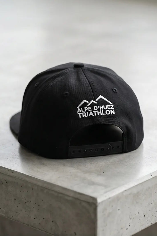 Horizon Series Flat-Brim Hat – Embroidered Detail